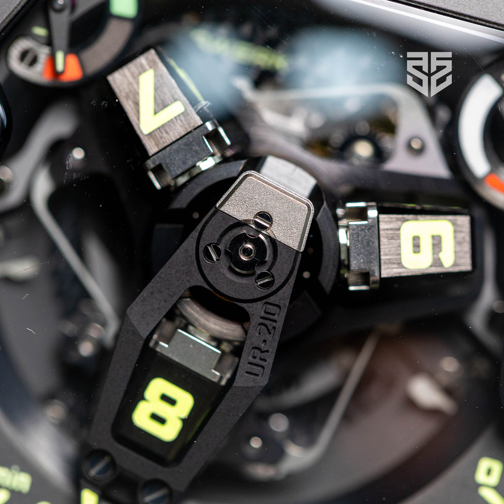 Urwerk Black Hawk UR-210Y Ltd 75 pcs 2016