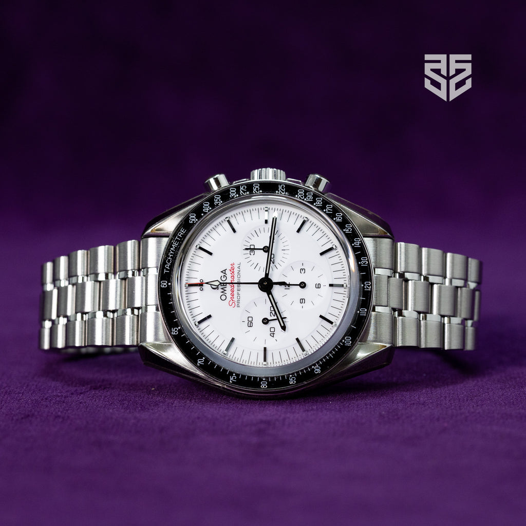 Omega Speedmaster White Dial 2024