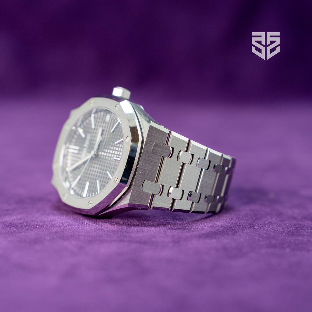 Audemars Piguet Royal Oak 41mm Steel Rhodium Dial Ref: 15510ST 2023