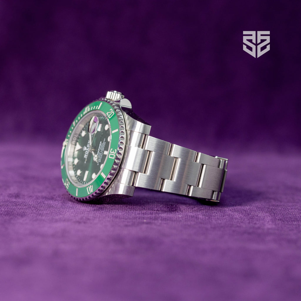 Rolex Submariner Hulk Ref: 116610LV 2017