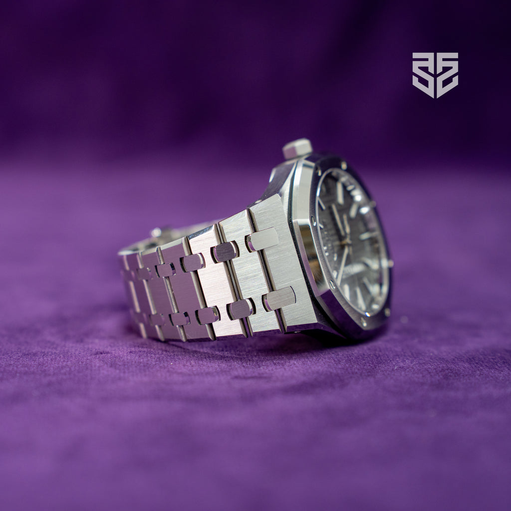 Audemars Piguet Royal Oak 41mm Steel Rhodium Dial Ref: 15510ST 2023