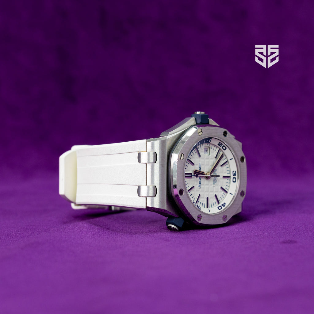 Audemars Piguet Royal Oak Offshore Diver Ref: 15710ST