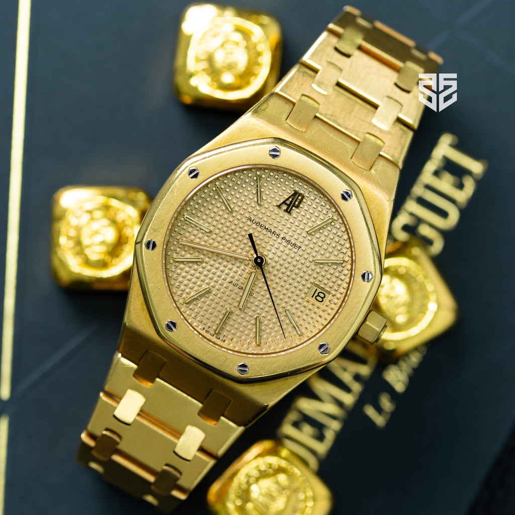Audemars Piguet Royal Oak 14700BA 1990 pre-owned — The Smiling Second, Melbourne