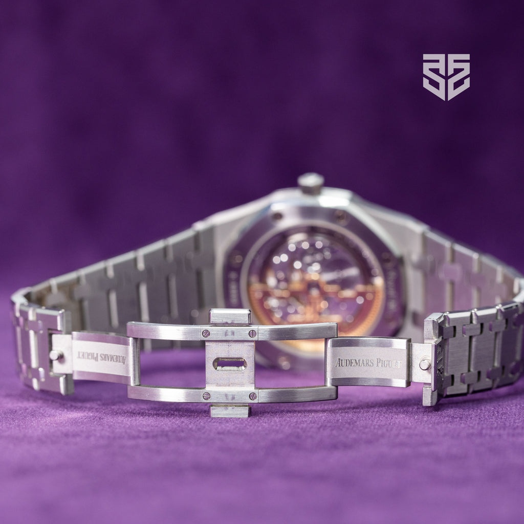 Audemars Piguet Royal Oak Jumbo 15202ST bracelet clasp — The Smiling Second, Melbourne