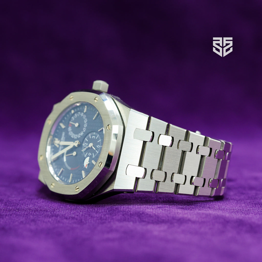 Audemars Piguet Royal Oak Dual Time 26120ST case profile — The Smiling Second, Melbourne