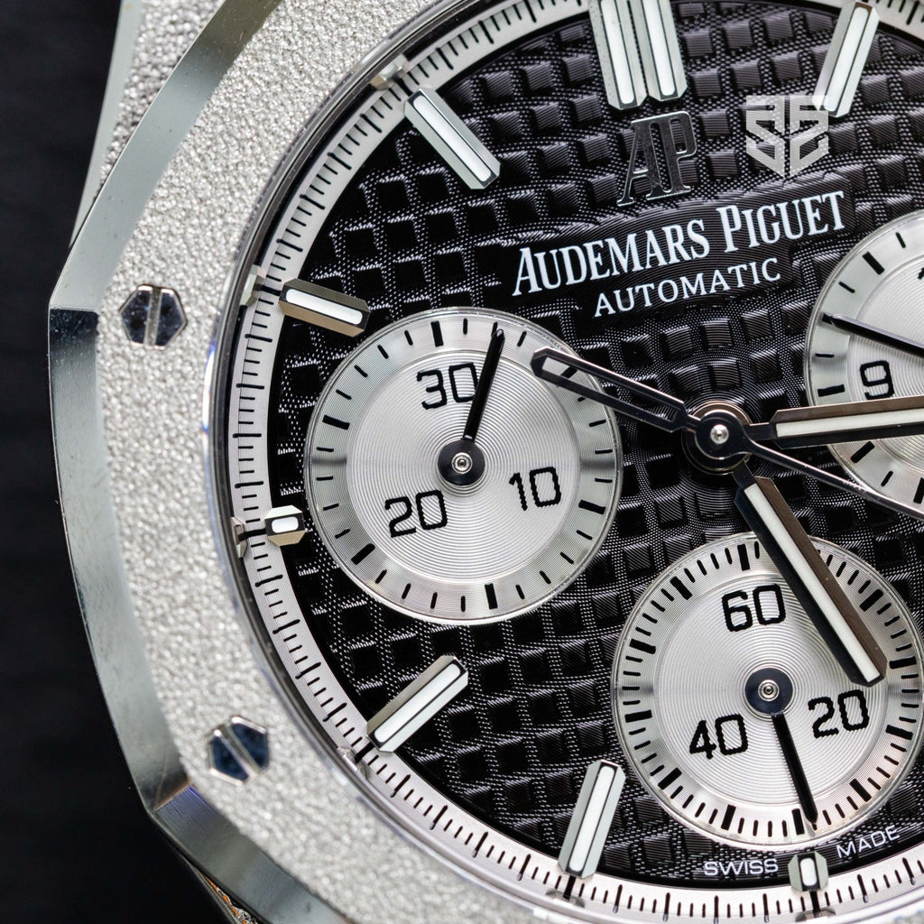 Audemars Piguet Royal Oak Chronograph Frosted 26239BC 2021 dial detail — The Smiling Second, Melbourne