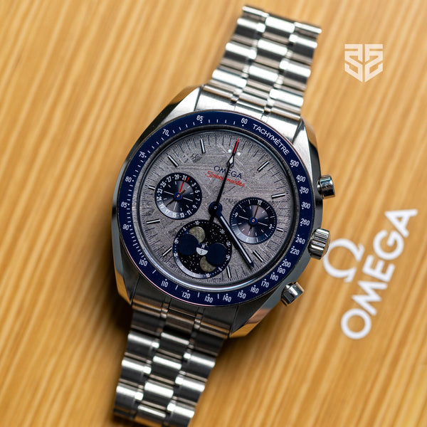 Omega Speedmaster Moonphase 304.30.43.52.06.001 2025 pre-owned — The Smiling Second, Melbourne