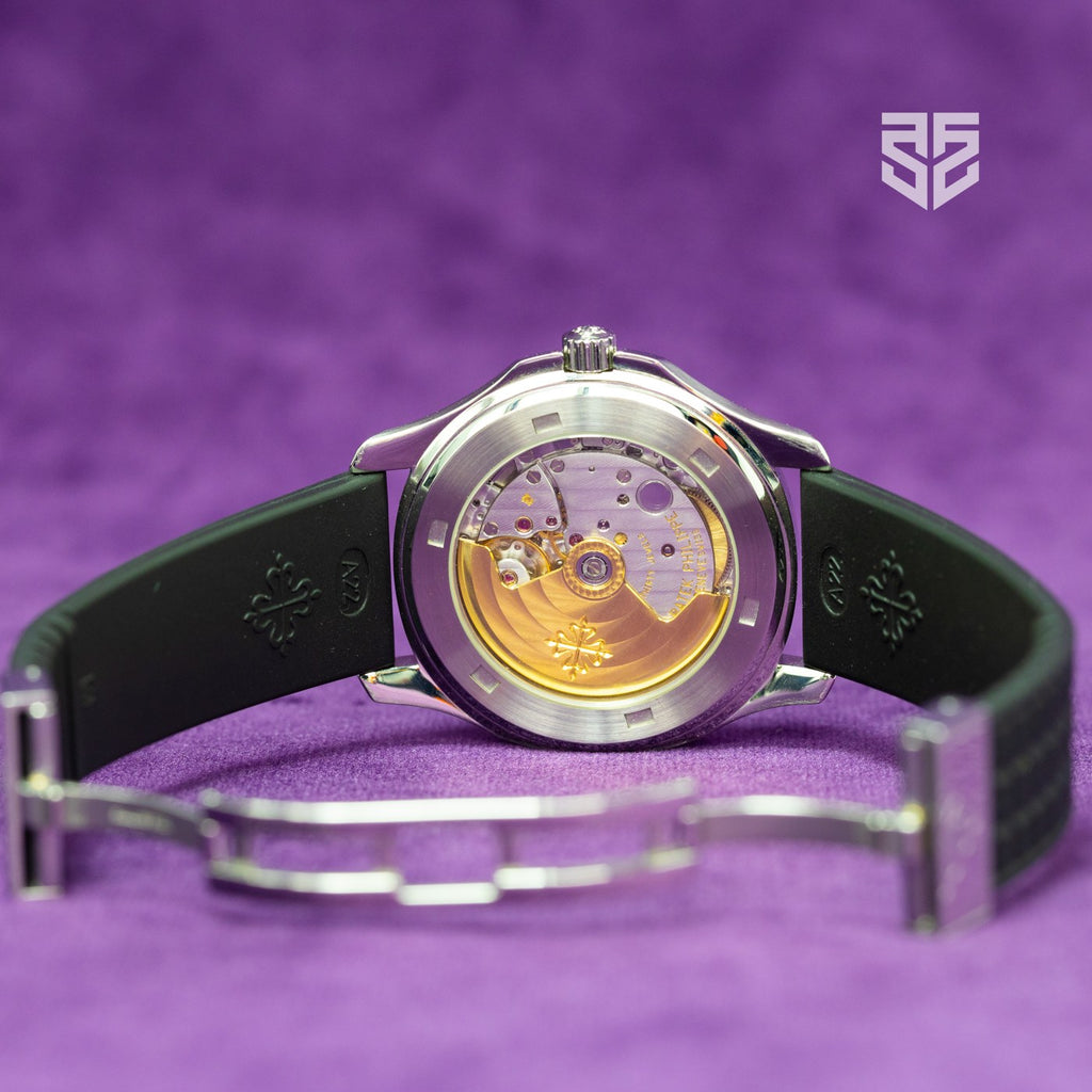 Patek Philippe Aquanaut 5065A 2005 case profile — The Smiling Second, Melbourne