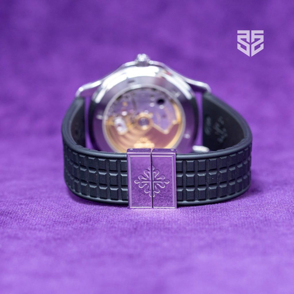 Patek Philippe Aquanaut 5065A 2005 strap and buckle — The Smiling Second, Melbourne