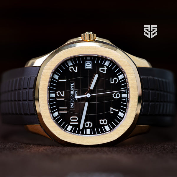 Patek Philippe Aquanaut 5167R 2021 pre-owned — The Smiling Second, Melbourne