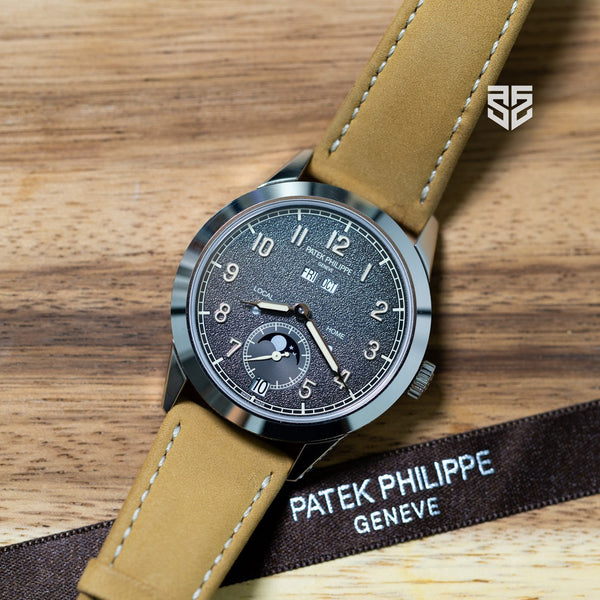 Patek Philippe Annual Calendar Travel Time 5326G 2025 pre-owned — The Smiling Second, Melbourne