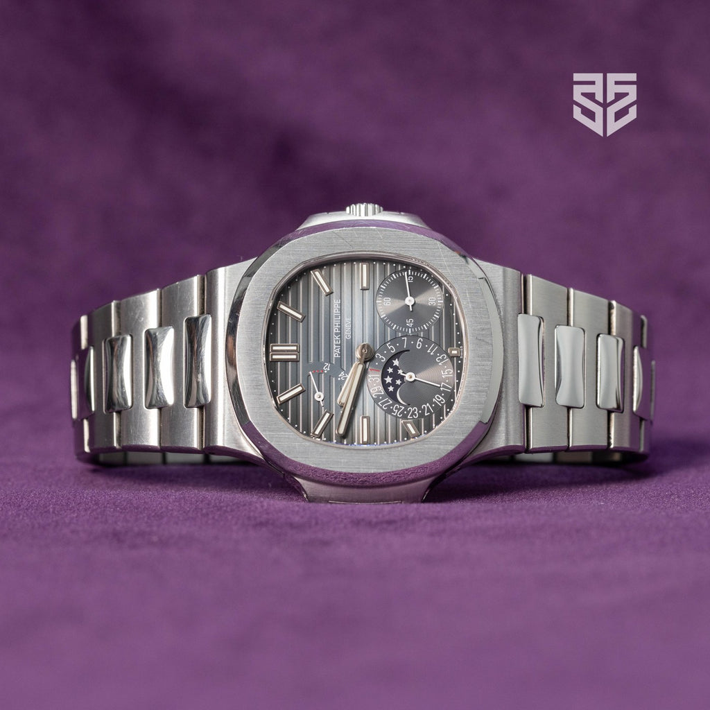 Patek Philippe Nautilus 5712/1A 2012 dial — The Smiling Second, Melbourne