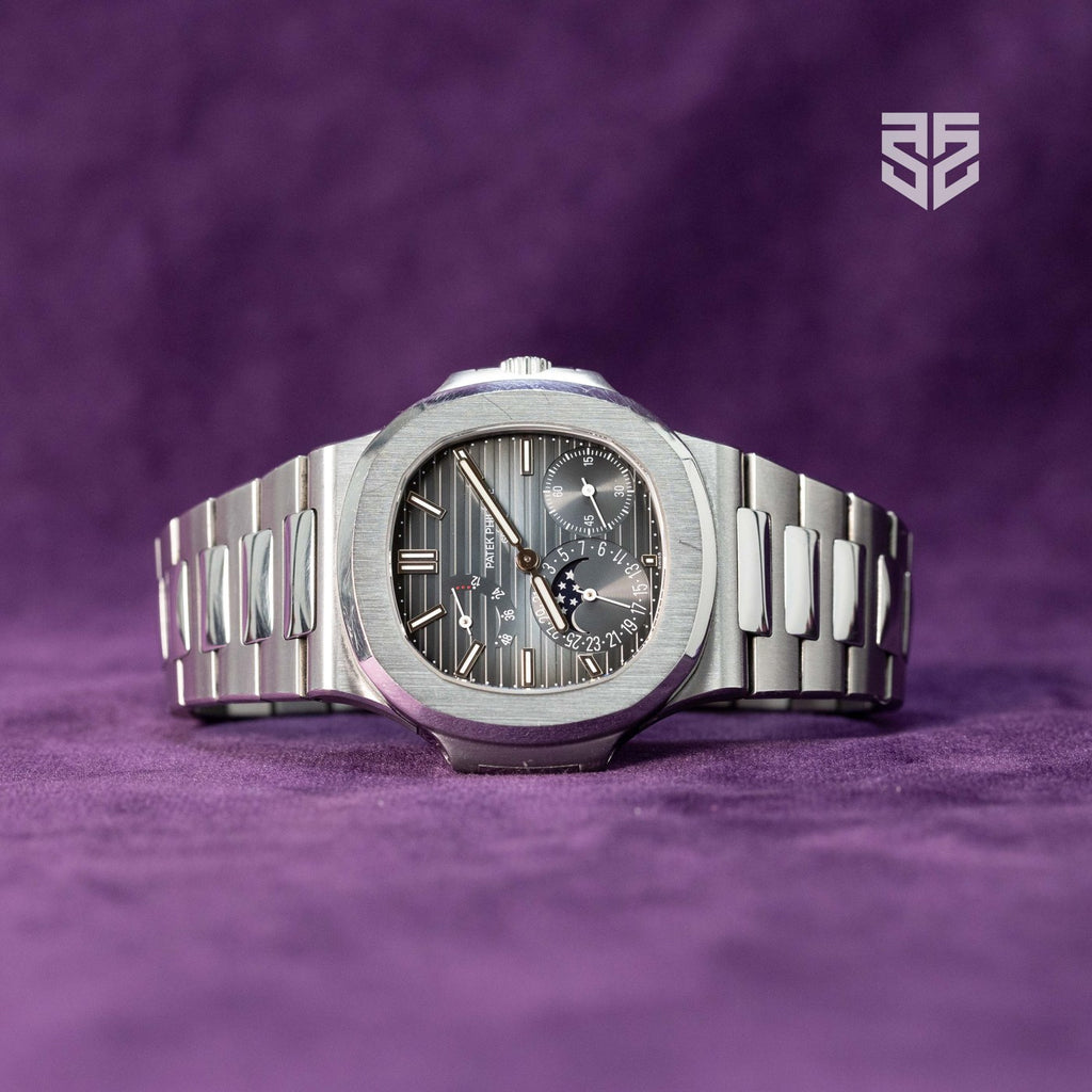 Patek Philippe Nautilus 5712 dial — The Smiling Second, Melbourne