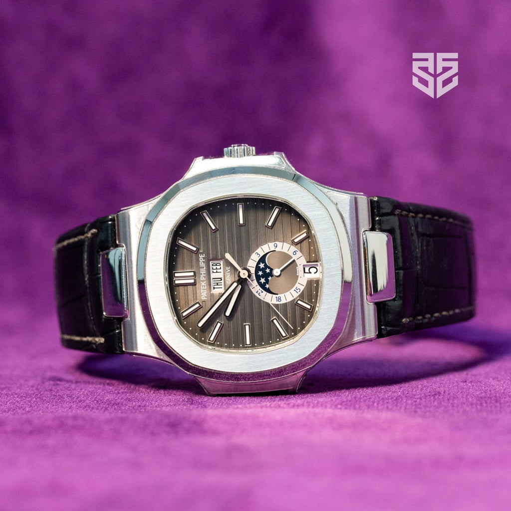 Patek Philippe Nautilus 5726A annual calendar 2021 dial — The Smiling Second, Melbourne