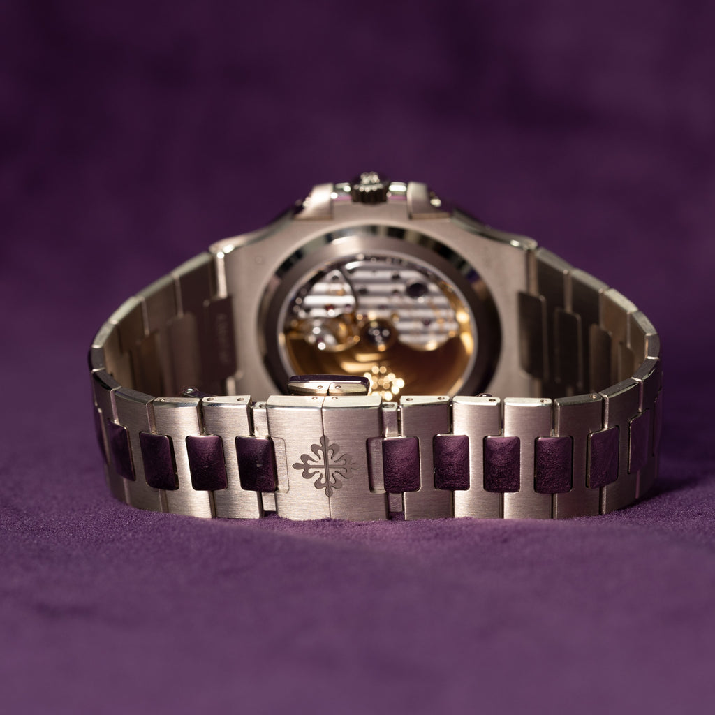 Patek Philippe Nautilus White Gold 5811/1G 2023 — The Smiling Second, Melbourne