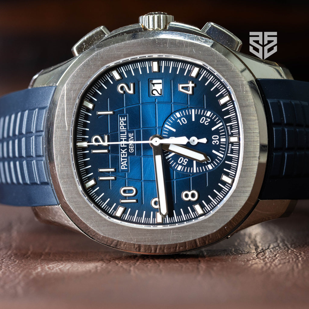 Patek Philippe Aquanaut Chronograph 5968G 2024 dial detail — The Smiling Second, Melbourne