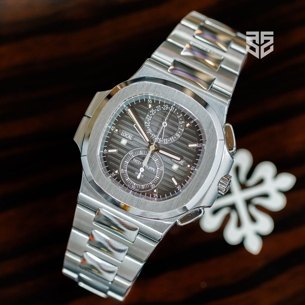 Patek Philippe Nautilus Travel Time Chronograph 5990/1A 2015 — The Smiling Second, Melbourne