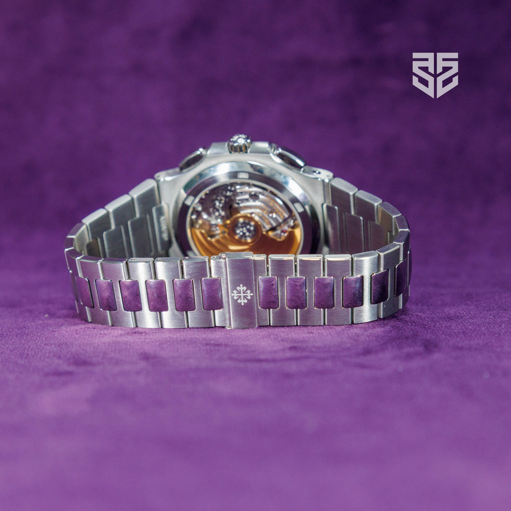 Patek Philippe Nautilus Travel Time Chronograph 5990/1A 2015 caseback and bracelet — The Smiling Second, Melbourne