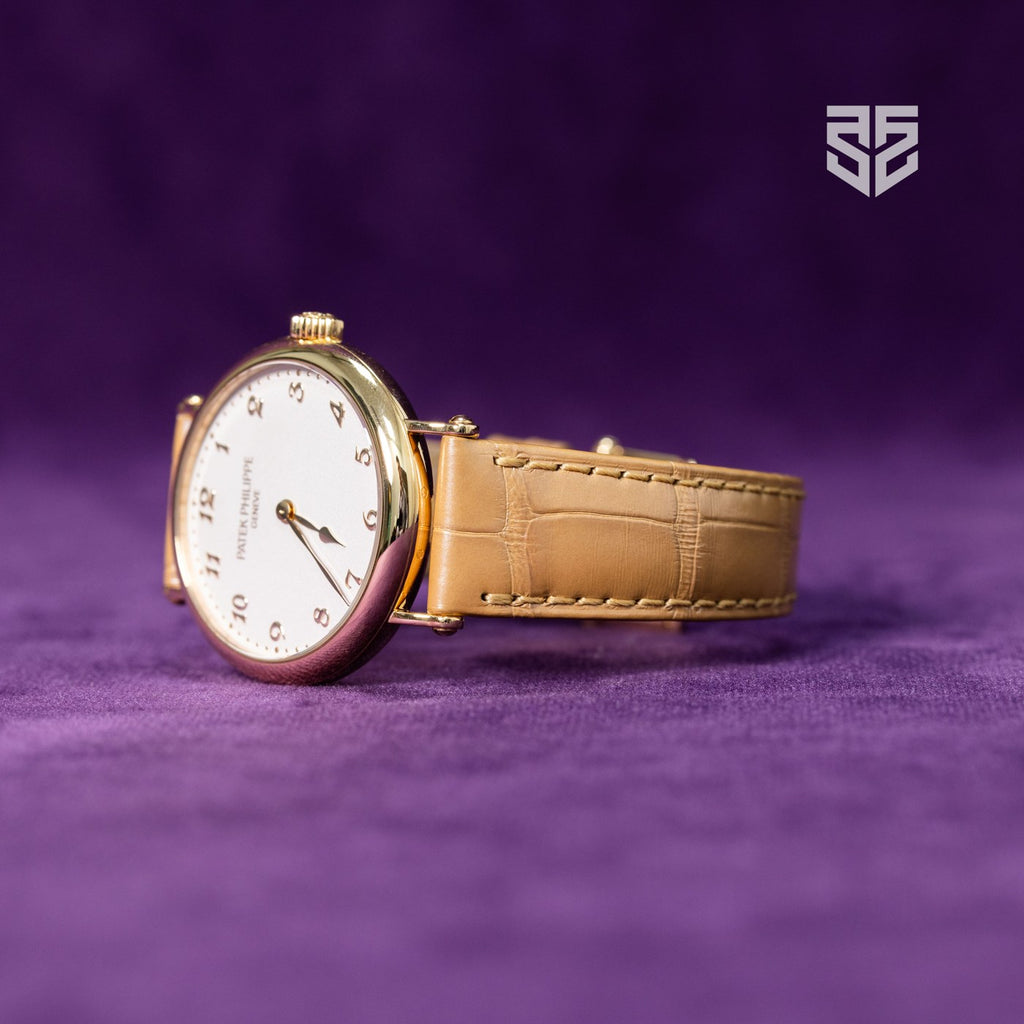 Patek Philippe Calatrava 7200R case profile — The Smiling Second, Melbourne