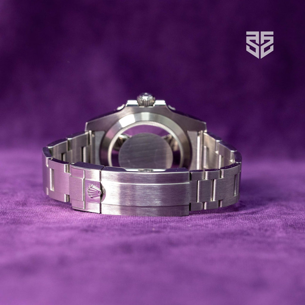 Rolex Submariner Hulk 116610LV 2020 bracelet clasp — The Smiling Second, Melbourne