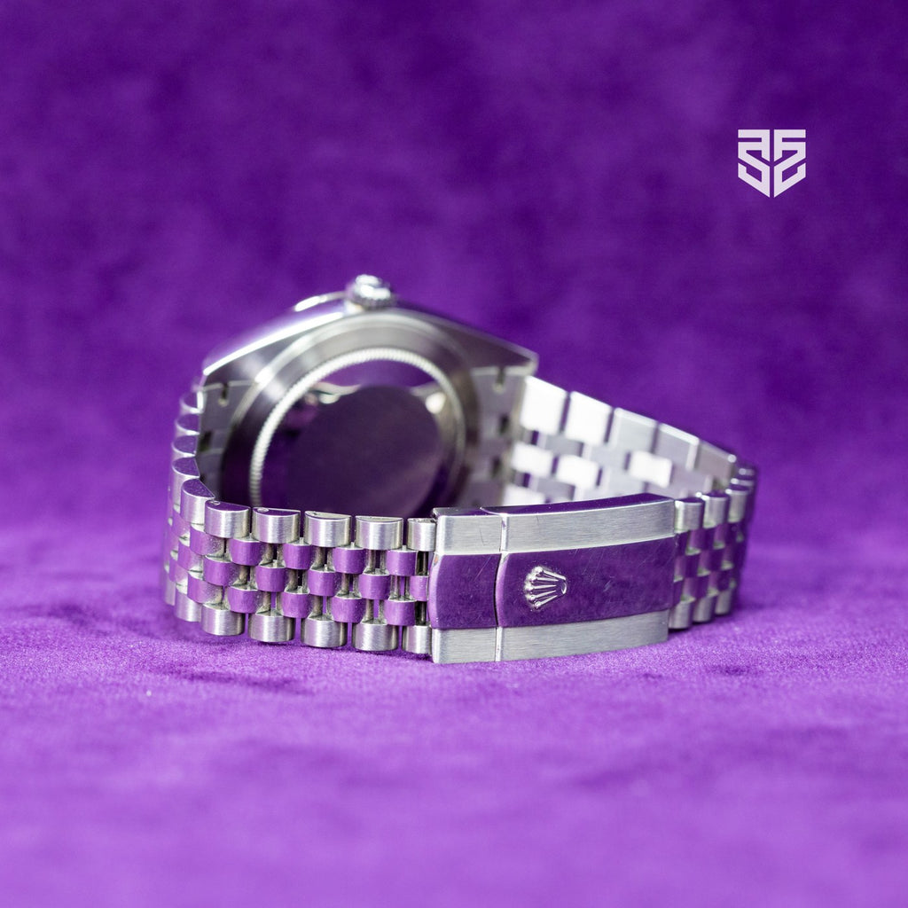Rolex DateJust 41 126334 bracelet clasp — The Smiling Second, Melbourne