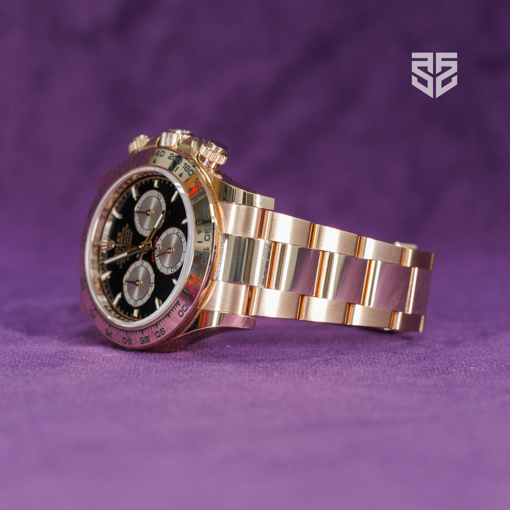 Rolex Daytona Everose 126505 2024 case and bracelet at an angle — The Smiling Second, Melbourne
