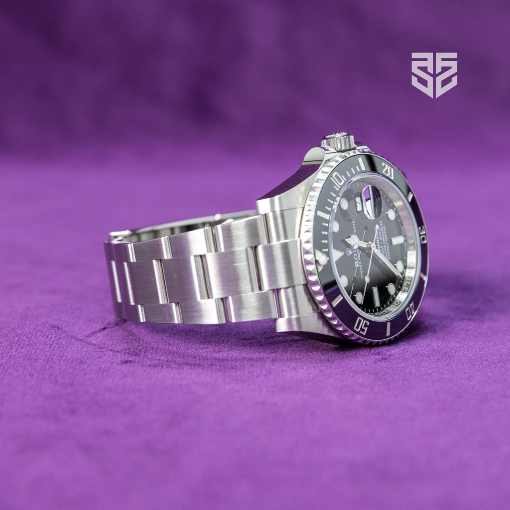 Rolex Submariner Date 126610LN 2026 case profile — The Smiling Second, Melbourne