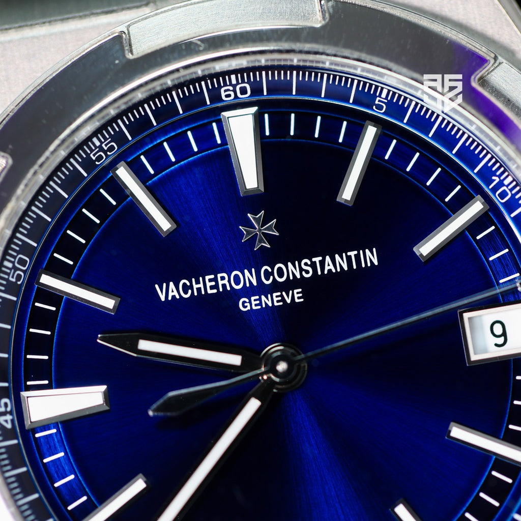 Vacheron Constantin Overseas 4500V dial detail — The Smiling Second, Melbourne