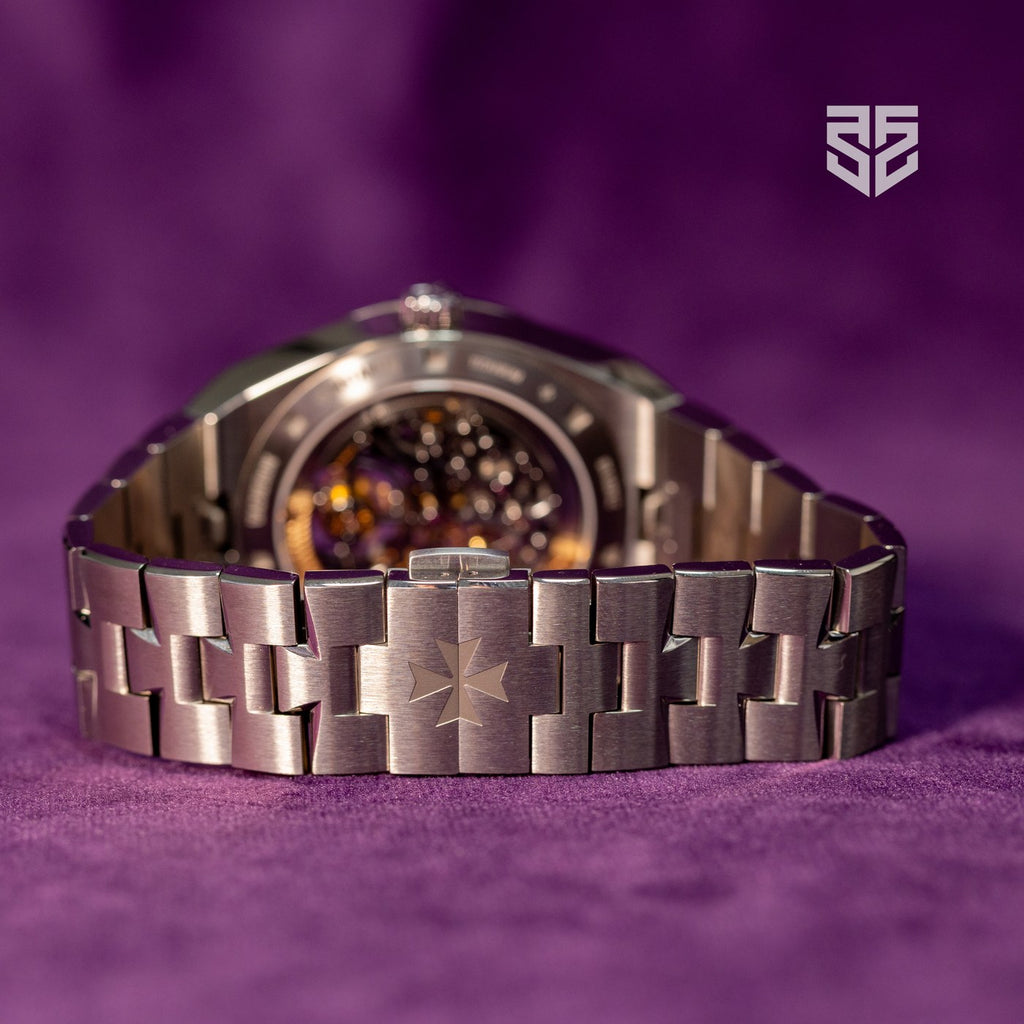 Vacheron Constantin Overseas Tourbillon Skeleton 6000V/210T 2022 bracelet clasp — The Smiling Second, Melbourne